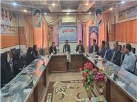 برنامه‌هاي فرهنگي گرامي‌داشت هفته مقام معلم در شهرستان اردل برگزار شود