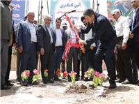 کلنگ‌زني مدرسه جديد در روستاي «يزددل» شهرستان آران و بيدگل