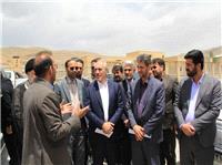 معاون رئيس‌جمهور از پروژه‌هاي عمراني،درماني و فرهنگي فريدن بازديد کرد