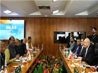 تاکید ایران و هند بر گسترش همکاری های اقتصادی و پارلمانی در حاشیه اجلاس بریکس