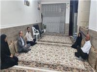 خانواده‌هاي شهدا در پيروزي و تداوم آرمان‌هاي انقلاب نقش‌آفريني ويژه دارند