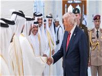 إعلام عبري: مواقف ترامب الدراماتيکيه في الخليج ترعب إسرائيل