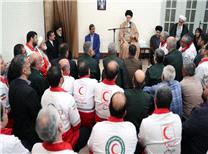 رهبر انقلاب: امدادگران مظهر انسان دوستی هستند
