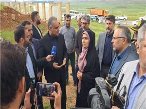 وزير راه و شهرسازي:وي گفت: راه‌آهن کرمانشاه - اسلام آباد غرب هم در بخش ريل و هم ايستگاه   ظرف کمتراز2سال به بهره برداري برسد