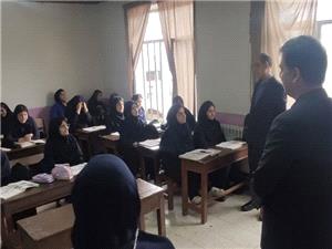 بازديد سرزده استاندار گيلان از مدارس شهرستان خمام در هفته معلم