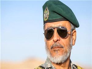 دریادار سیاری: قدرت نظامی کلیدی‌ترین مؤلفه‌ در ارتقای قدرت ملی است