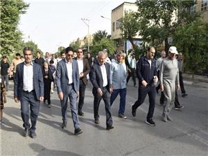 همايش بزرگ پياده‌روي کارگران يزدي برگزار شد