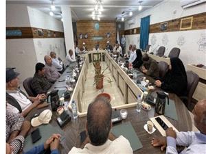 مشکلات جزيره خارگ با هم‌فکري حل مي‌شود
