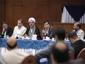 وزير  ورزش  و  جوانان : خط قرمز ما عدم پايبندي به قوانين است