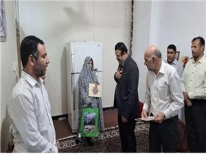 ديدار مسئولان ديلم با خانواده‌هاي شهدا و ايثارگران عمليات فتح خرمشهر
