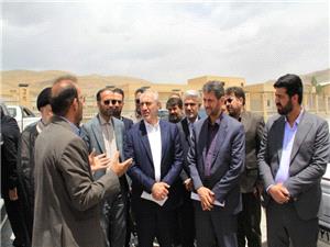 معاون رئيس‌جمهور از پروژه‌هاي عمراني،درماني و فرهنگي فريدن بازديد کرد