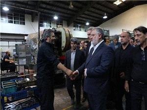 بازديد استاندار تهران از شرکت صنعت‌گستر خوارزمي در بافت صنعتي کمرد-جاجرود