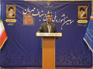 فرش همدان يک ظرفيت اقتصادي بزرگ براي توسعه پايدار است