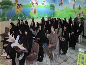 کارگاههاي آموزشي ويژه درمانگران و مربيان مراکز توانبخشي، در حال برگزاري است.