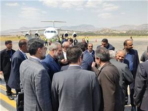 تمرکز دولت بر توسعه متوازن و پاسخ به مطالبات مردمي