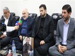 ايستادگي و وحدت مردم ايران و خوزستان در برابر تجاوز رژيم صهيونيستي مثال‌زدن