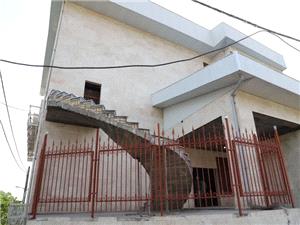 بازديد استاندار گيلان از پروژه مرکز جامع سلامت چابکسر