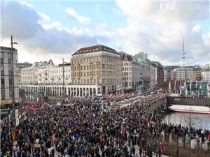 Protests over AfD-backed migration reforms draw 20,000 in Hamburg