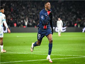 باريس سان جيرمان يظفر بنقاط الکلاسيکو أمام مارسيليا ويقترب من لقب الدوري الفرنسي
