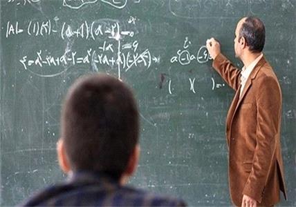 واژه توسعه یافتگی کشور از سرانگشتان معلمان می‌چکد/ نگذارید حرفه معلمی لب طاقچه بی‌توجهی از یادها برود