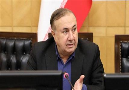 زمین داریم اما نه می‌سازیم، نه واگذار می‌کنیم