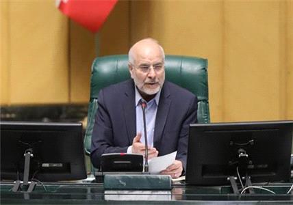 در سال دوم مسئولیت‌مان باید در جهت تقویت امیدآفرینی و آرامش بخشی در کشور گام برداریم