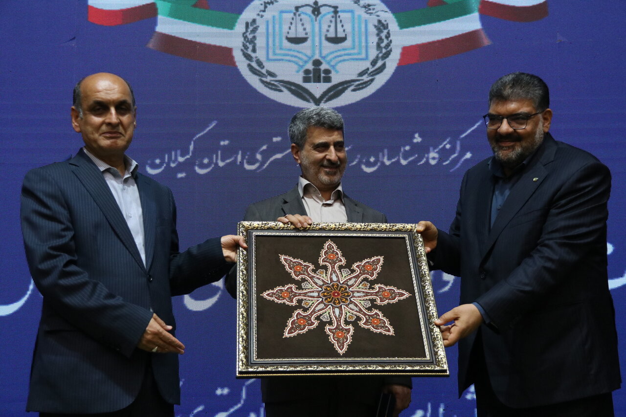 خبرگزاری آریا